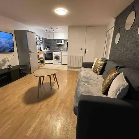 Magnifique Duplex 45 M2 Aux Portes De Paris Metro Barbara A 30mn Expo Porte De Versailles Apartment *