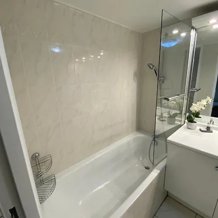 Magnifique Duplex 45 M2 Aux Portes De Paris Metro Barbara A 30mn Expo Porte De Versailles Apartment *